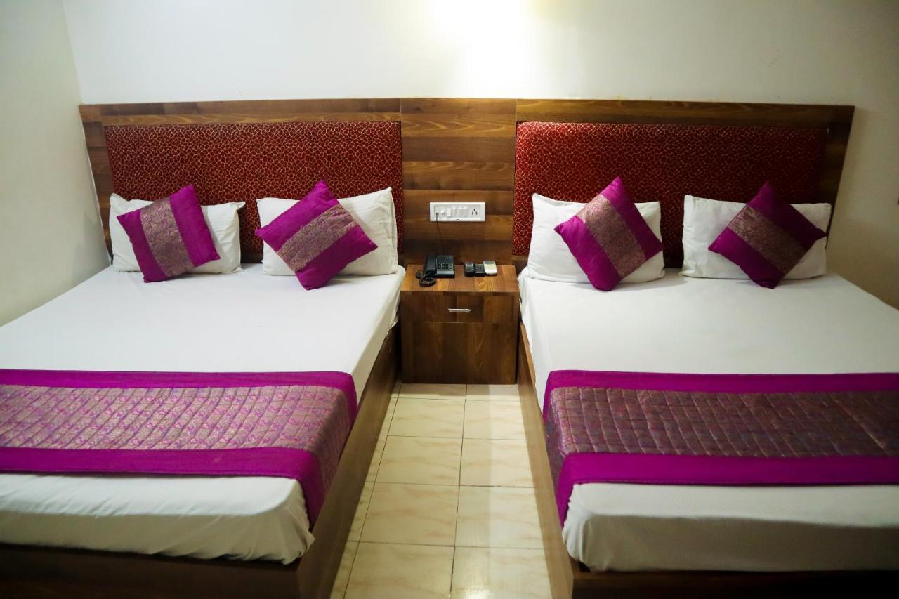 Hotel India International New Delhi Exteriör bild