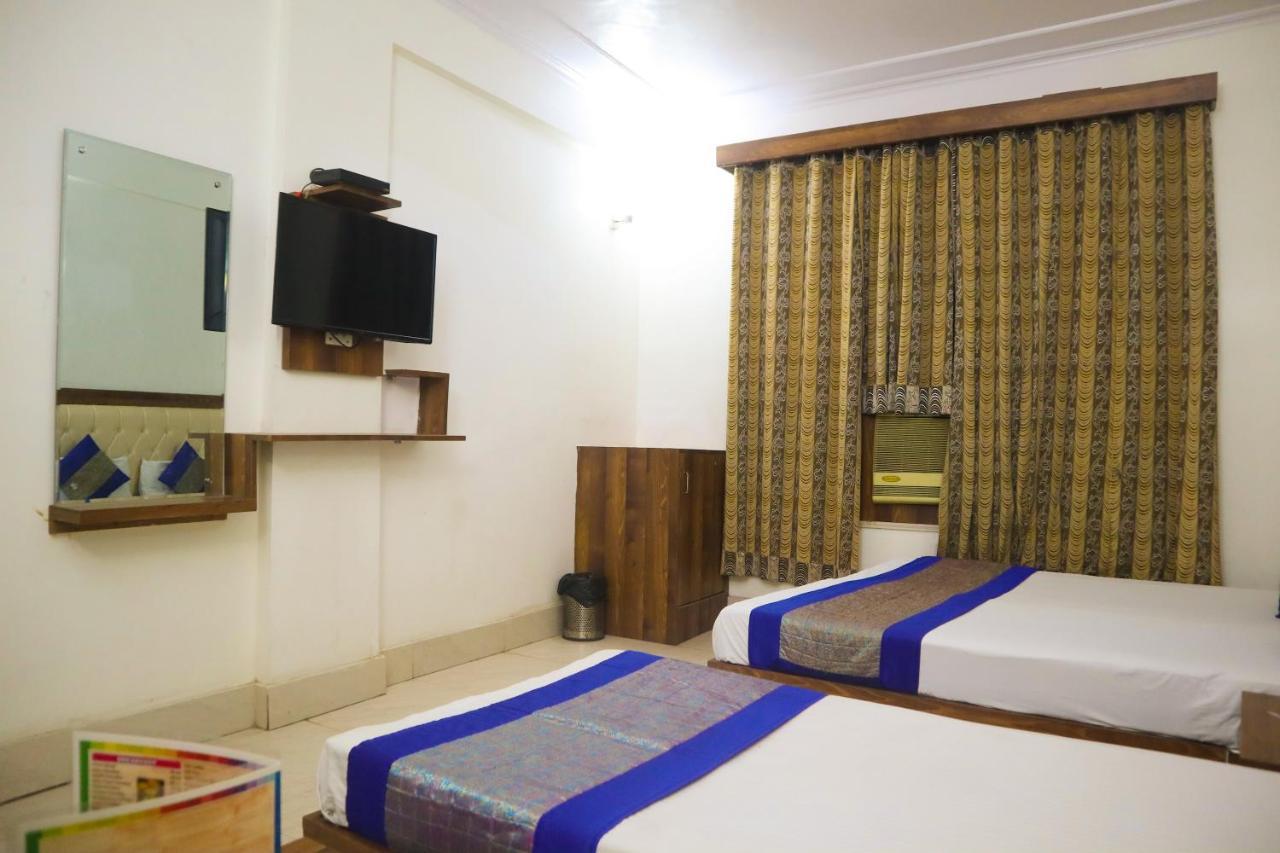 Hotel India International New Delhi Exteriör bild