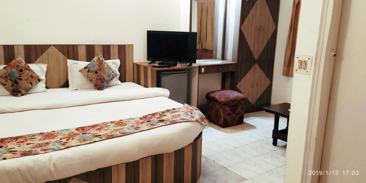 Hotel India International New Delhi Exteriör bild