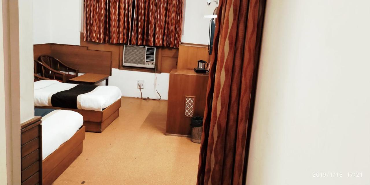 Hotel India International New Delhi Exteriör bild
