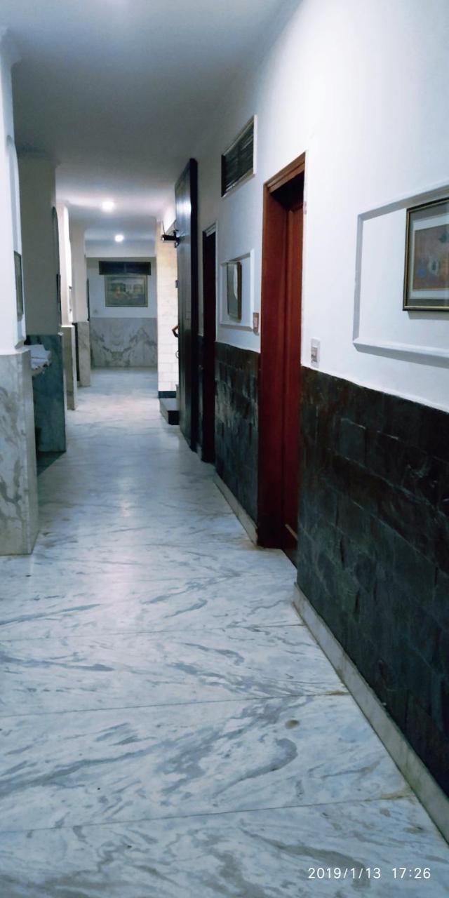 Hotel India International New Delhi Exteriör bild