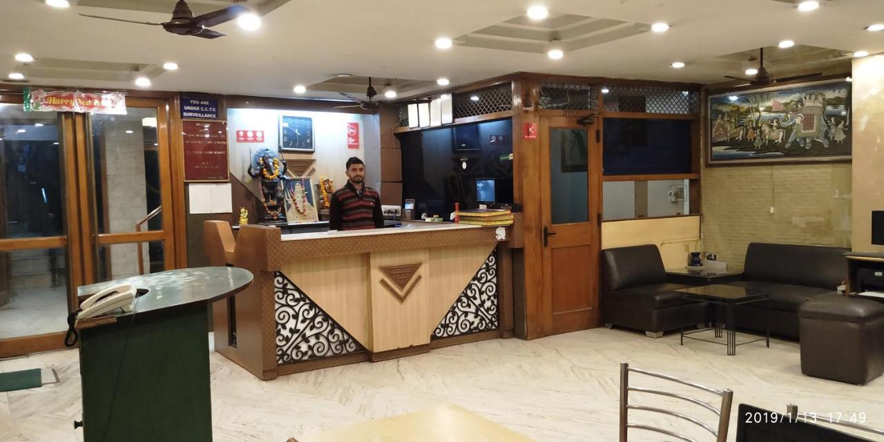 Hotel India International New Delhi Exteriör bild