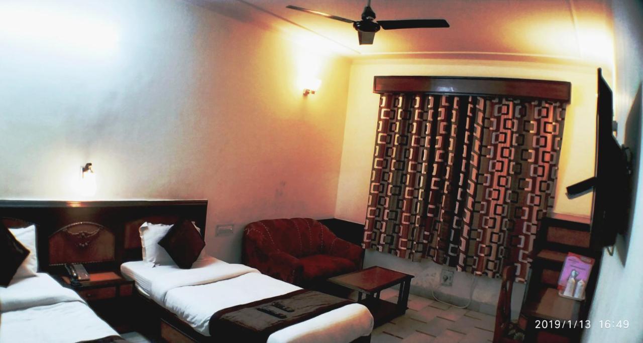 Hotel India International New Delhi Exteriör bild