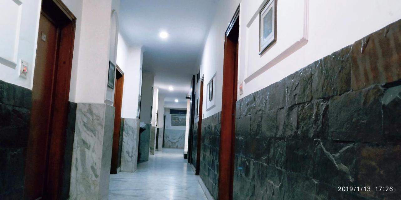Hotel India International New Delhi Exteriör bild